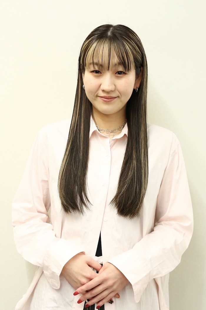 村井　桃香